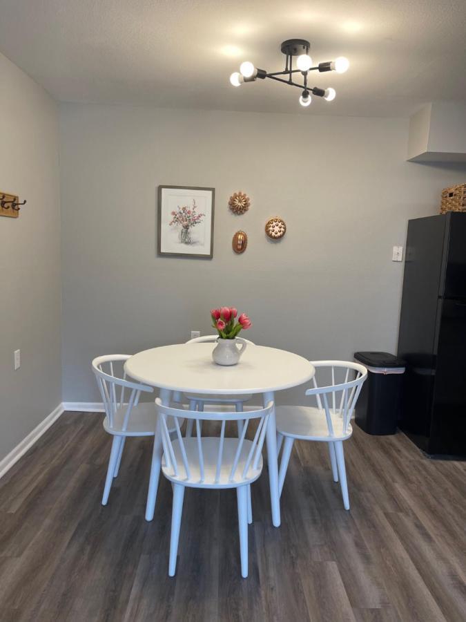 Hamilton The Deannie Apt #6 - Simple And Homey 2Bd W/ Wifi מראה חיצוני תמונה