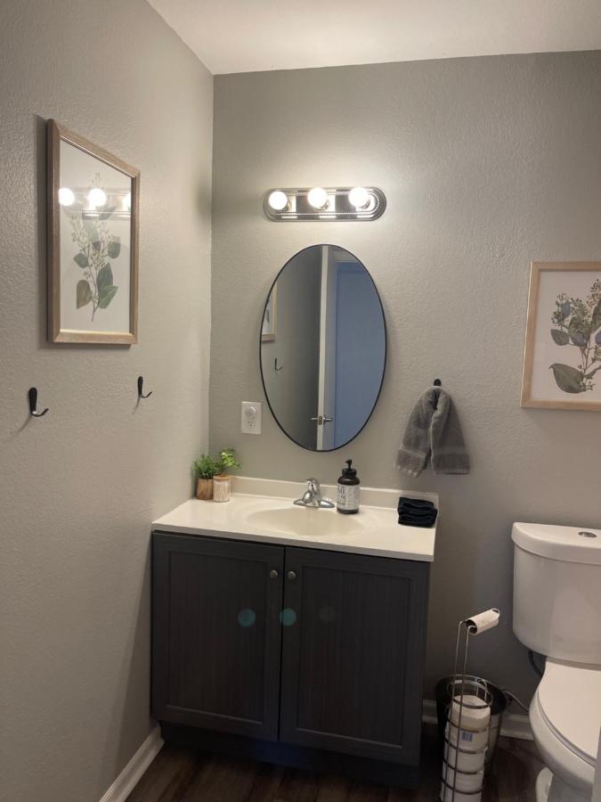 Hamilton The Deannie Apt #6 - Simple And Homey 2Bd W/ Wifi מראה חיצוני תמונה