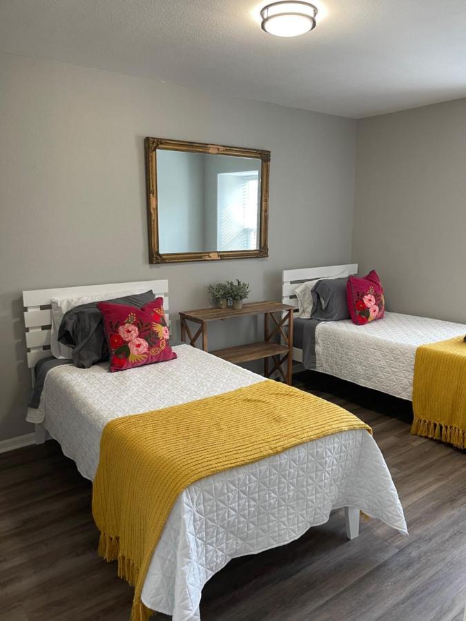 Hamilton The Deannie Apt #6 - Simple And Homey 2Bd W/ Wifi מראה חיצוני תמונה